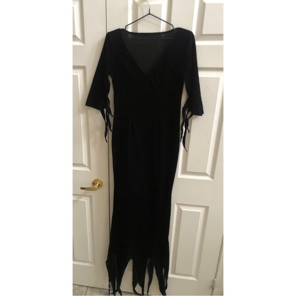 Morticia Addams Velvet Costume Dress - Picture 2 of 2